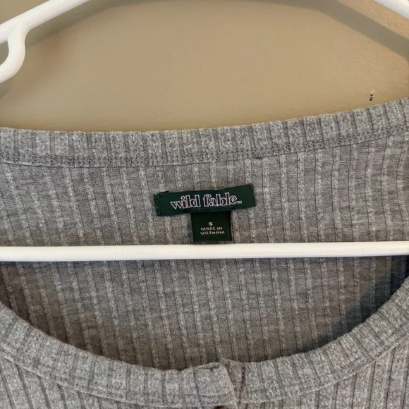 Wild Fable Gray Ribbed Button-Front Top - Picture 2 of 5